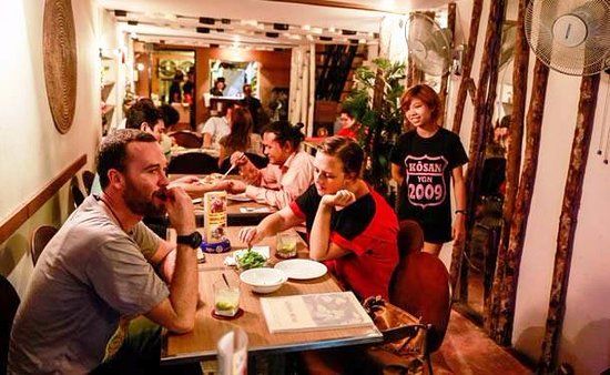 KOSAN 19th St. Snack & Bar